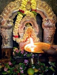 Sri Pathala Swarna Saneeswarar First year Purttiyai munnittu 1008 Abhishekam